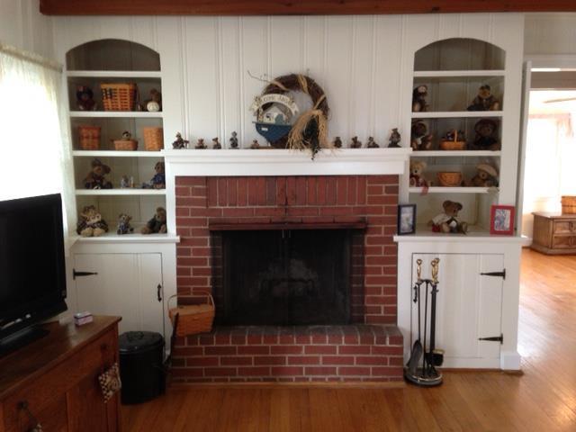 6807 Goff Road Roanoke, VA 24019 - Photo 8 of 23 Masonry Fireplace