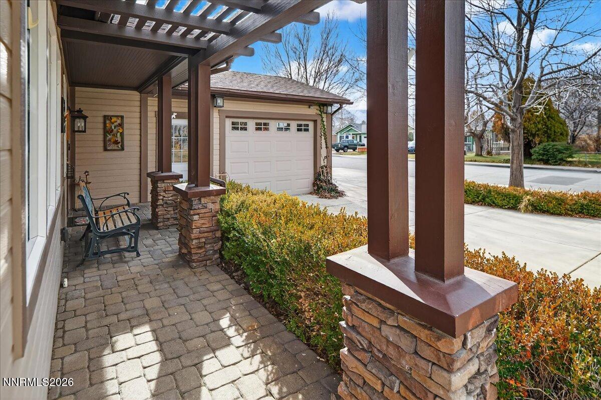 1831 North Division Street Carson City, NV 89703 - Photo 5 of 35 a front view of a house with garden