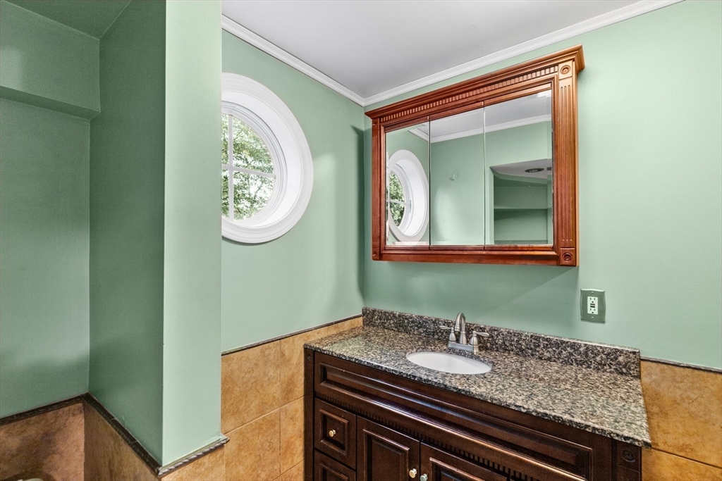 11 Holten Street Danvers, MA 01923 - Photo 11 of 35