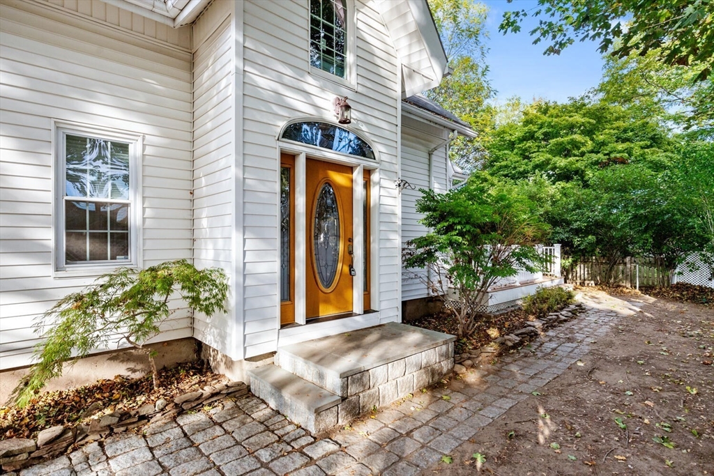 11 Holten Street Danvers, MA 01923 - Photo 25 of 35