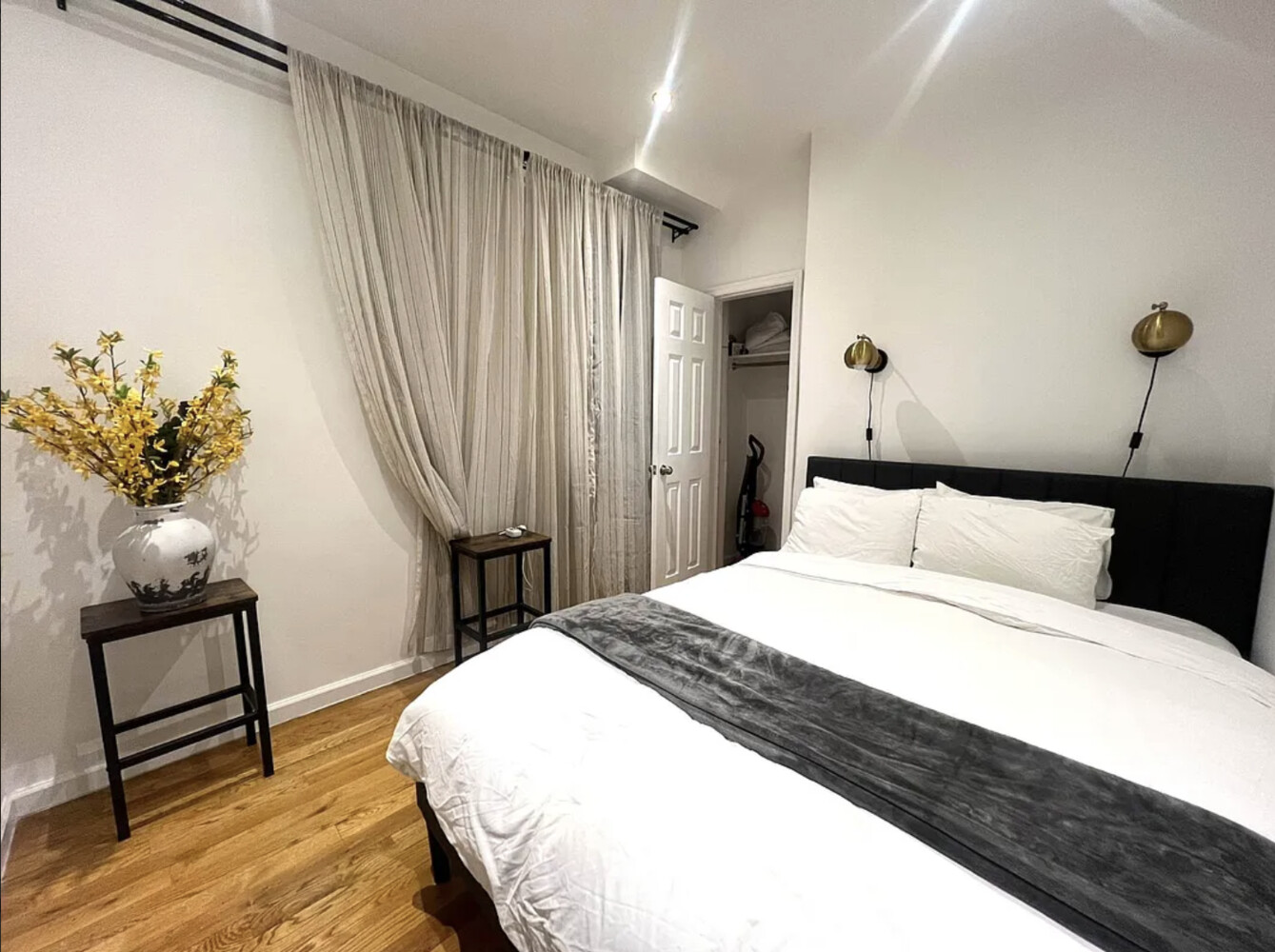 21 West 106th Street, Unit 2D Manhattan, NY 10025 - Photo 4 of 6