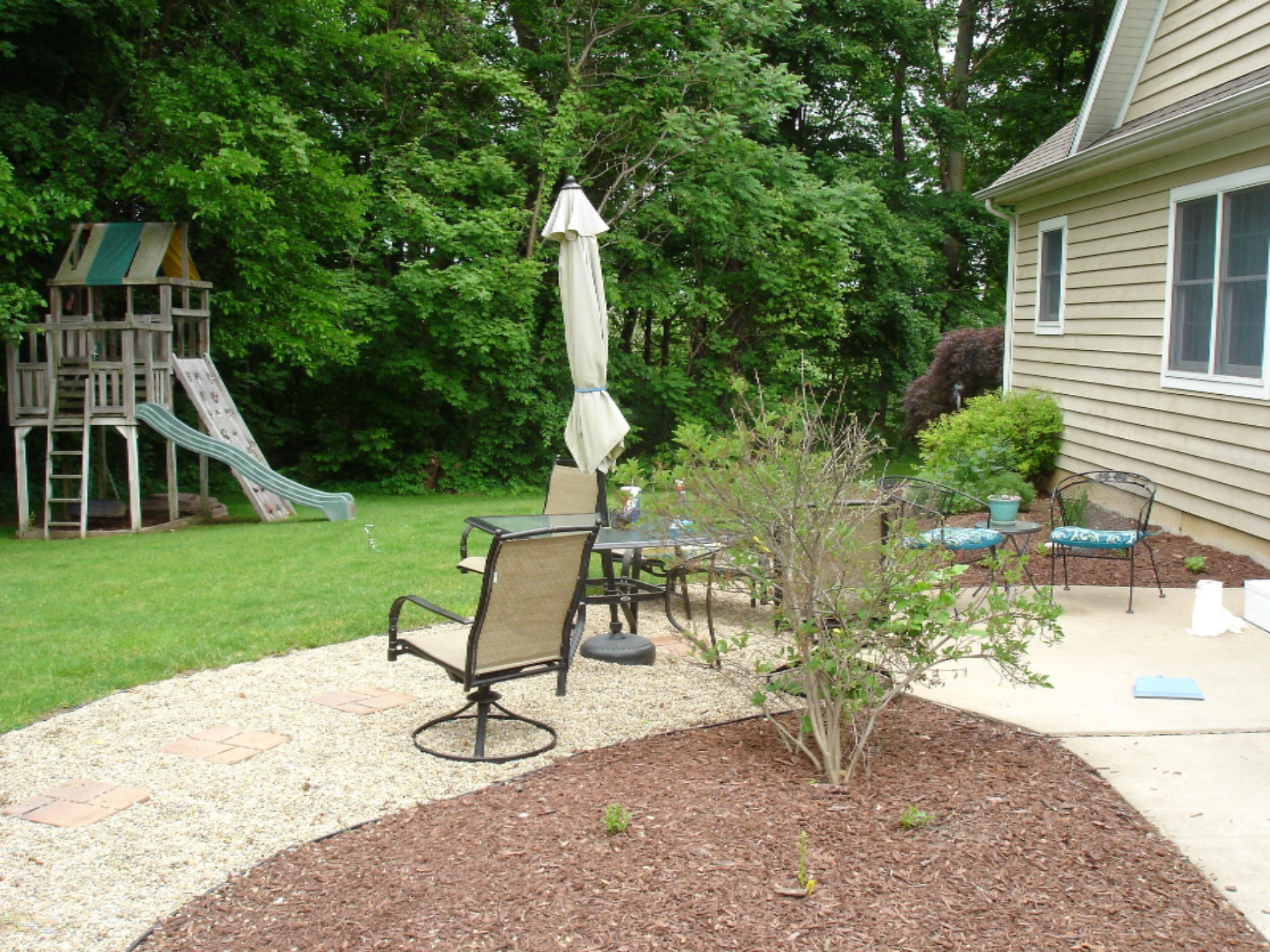 2179 Autumn Ridge St. Joseph, MI 49085 - Photo 8 of 53 SIDE PATIO