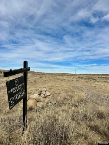 $130,000 | 2517 Highway 20, Worland, WY 82401