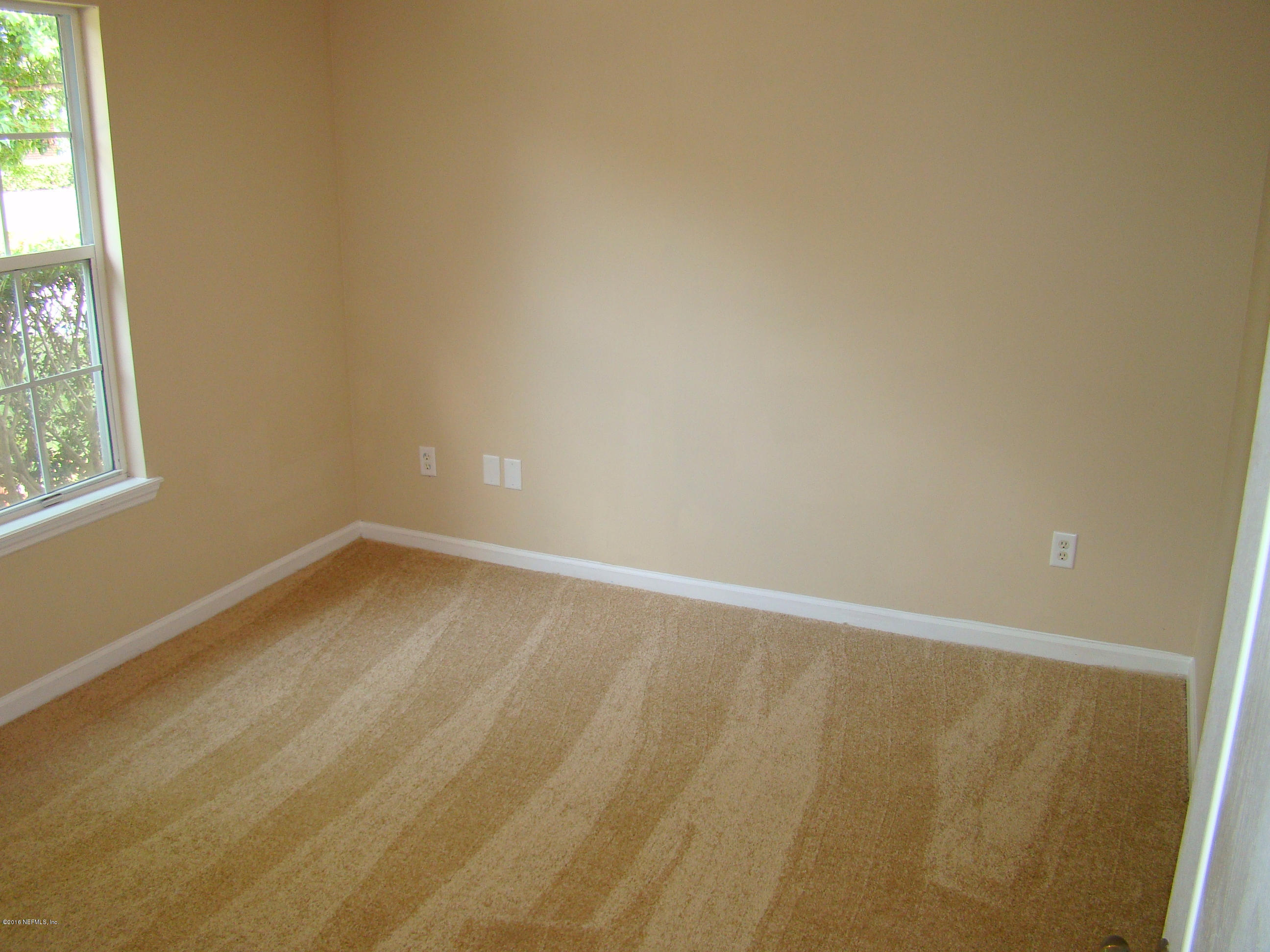2499 Mallory Hills Road Jacksonville, FL 32221 - Photo 14 of 18 BONUS FRONT ROOM
