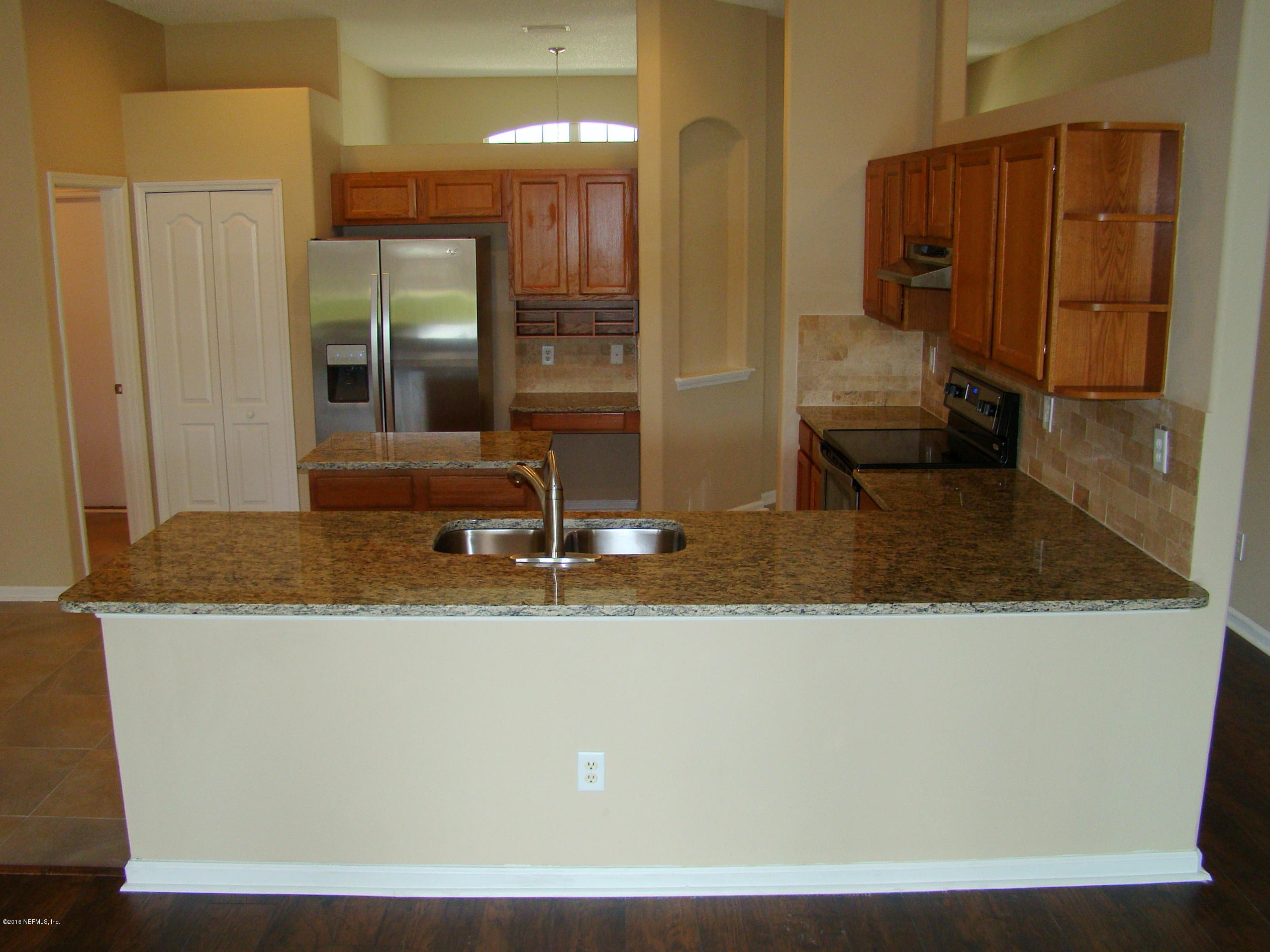 2499 Mallory Hills Road Jacksonville, FL 32221 - Photo 3 of 18 BREAKFAST BAR WITH NEW GRANITE