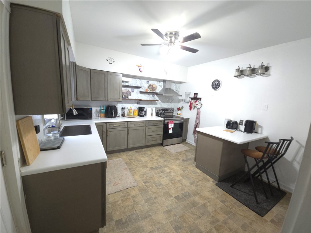 30 Flanders Street Rochester, NY 14619 - Photo 4 of 28