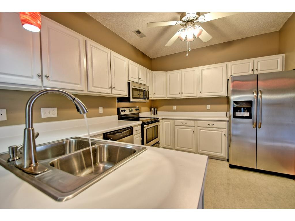 9 Cherokee Ridge Court Johnson City, TN 37604 - Photo 13 of 35 Photo 13