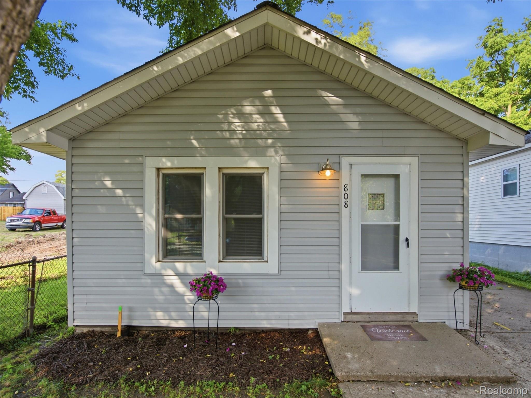 Newer vinyl siding
