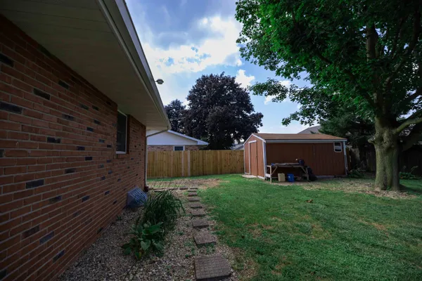 $284,999 | 4110 3rd Road, Bremen, IN 46506