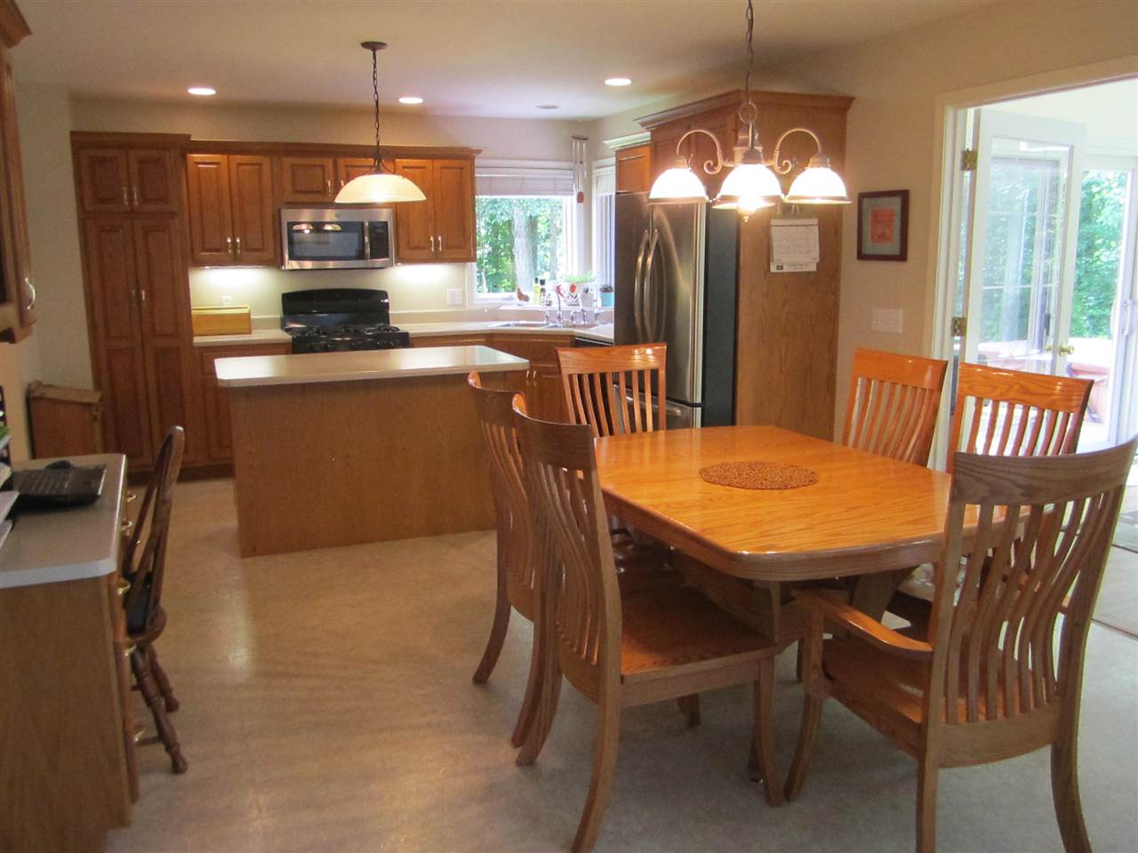 10904 North County Line Road East Spencerville, IN 46788 - Photo 8 of 33 Gallery Image 8