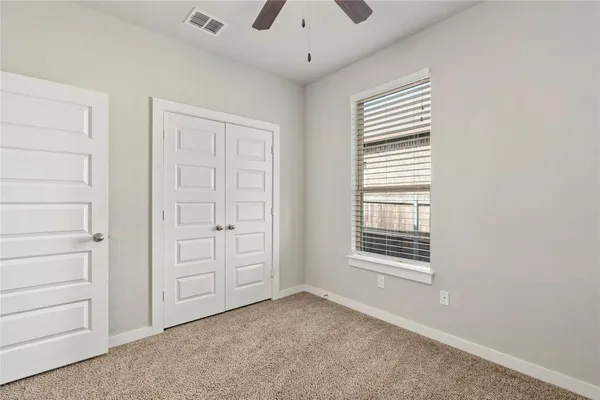 $1,595 | 334 Creekside Curve, New Braunfels, TX 78130