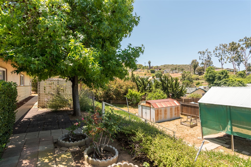 9122 Westhill Road Lakeside, CA 92040 - Photo 21 of 25 Gallery Image 21