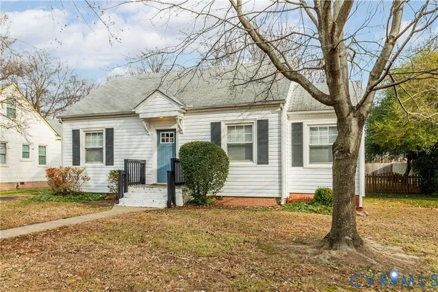 $2,400 | 2103 Pinetree Drive, Richmond, VA 23230