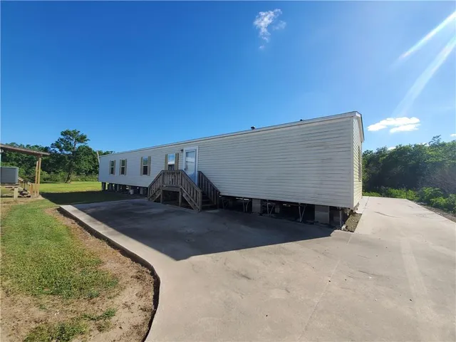 $170,000 | 30142-30144 Highway 23, Buras, LA 70041
