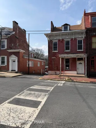 $120,000 | 622 Mahantongo Street, Pottsville, PA 17901