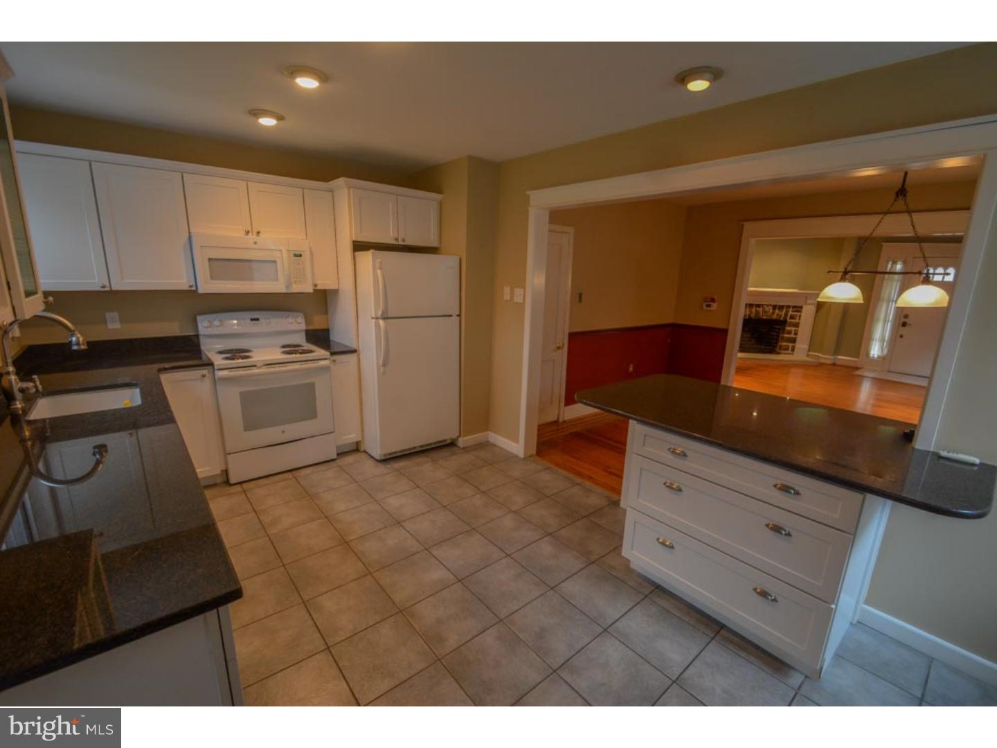 539 Kathmere Road Havertown, PA 19083 - Photo 9 of 23