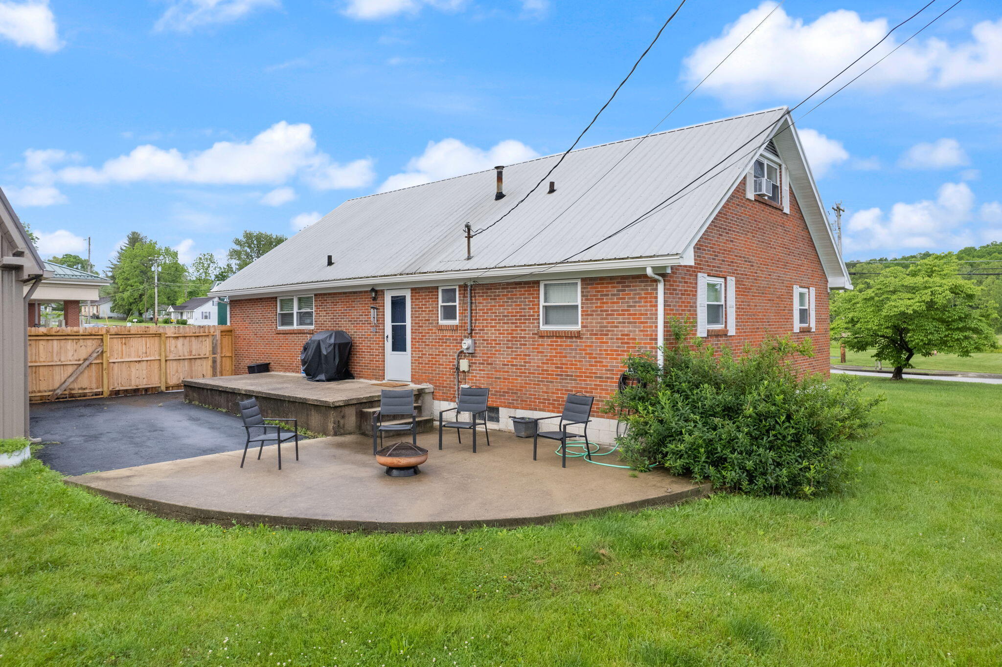 424 Furnace Road Stanton, KY 40380 - Photo 2 of 47 40-web-or-mls-DJI_0015