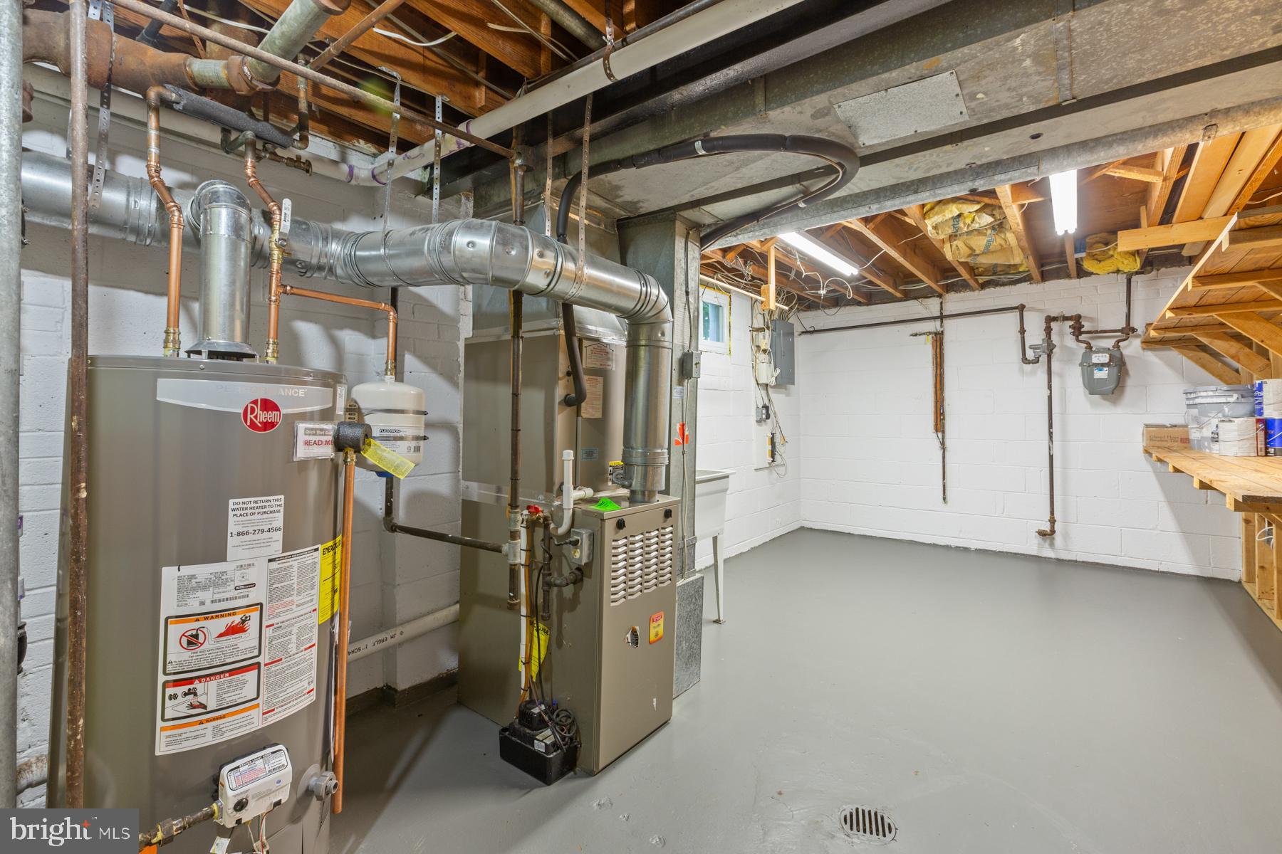 11901 Ashley Drive Rockville, MD 20852 - Photo 31 of 39