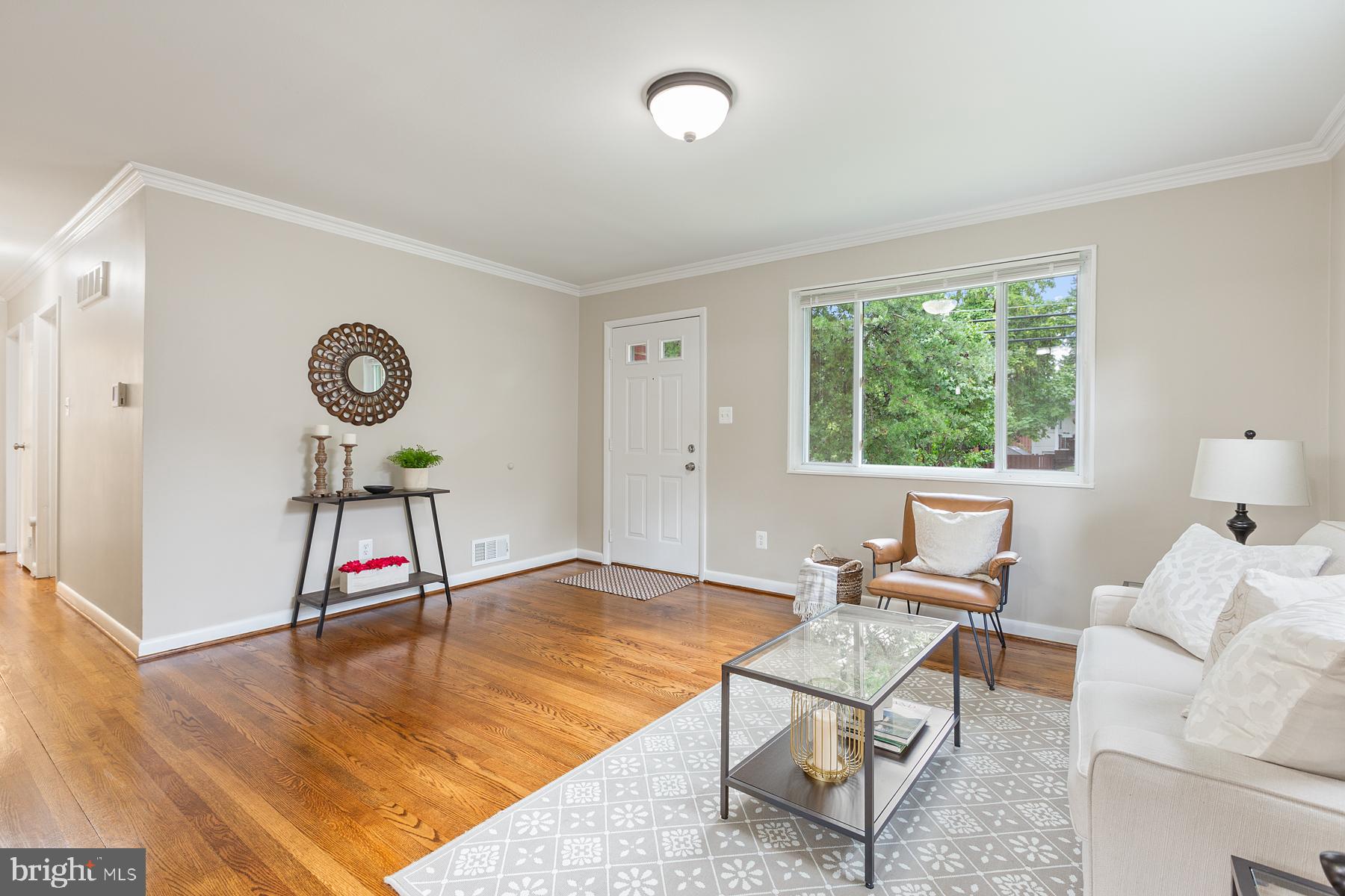 11901 Ashley Drive Rockville, MD 20852 - Photo 6 of 39