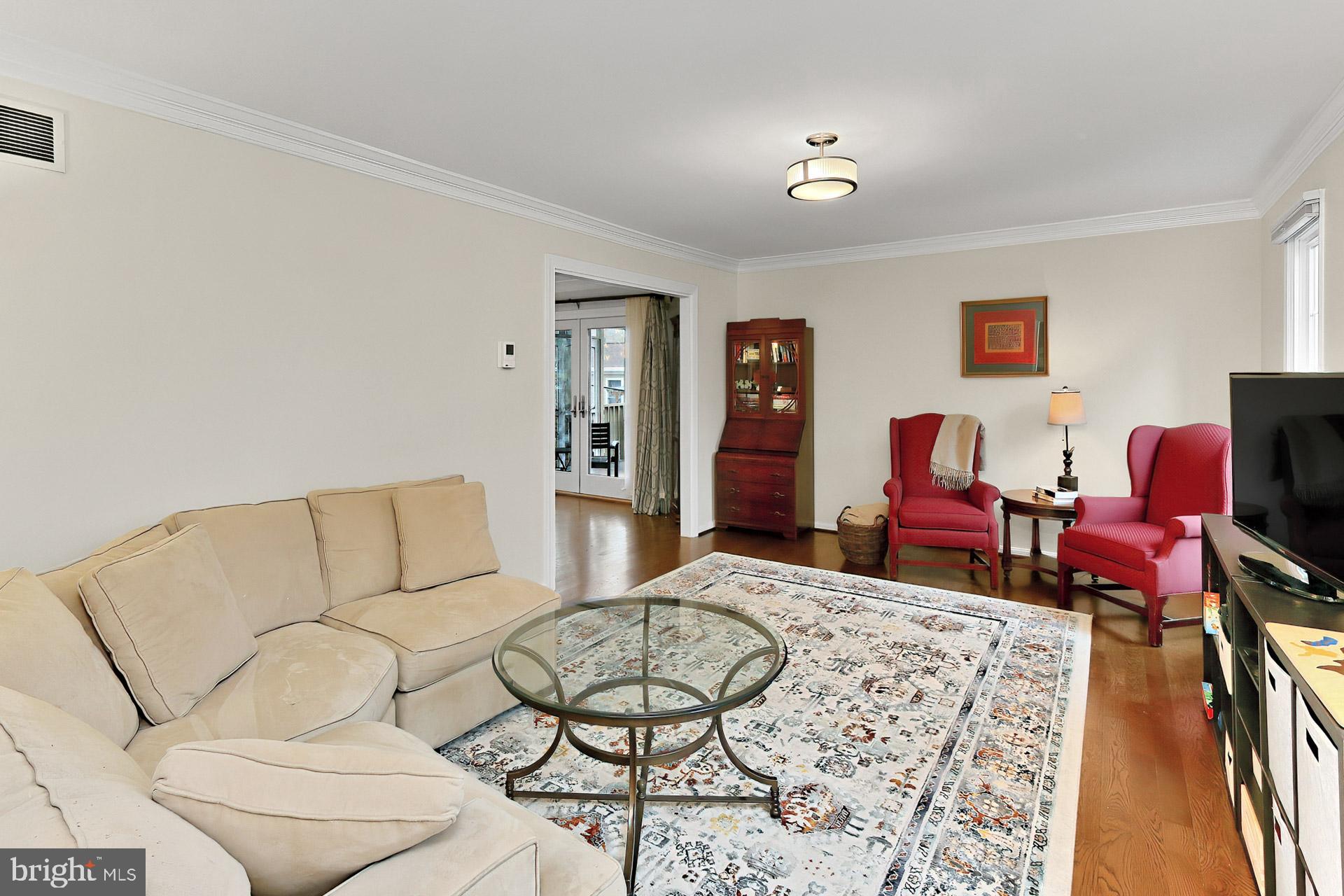 6605 Wren Drive Springfield, VA 22150 - Photo 5 of 62