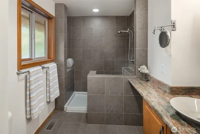 $697,888 | 821 South 31st Street, Renton, WA 98055