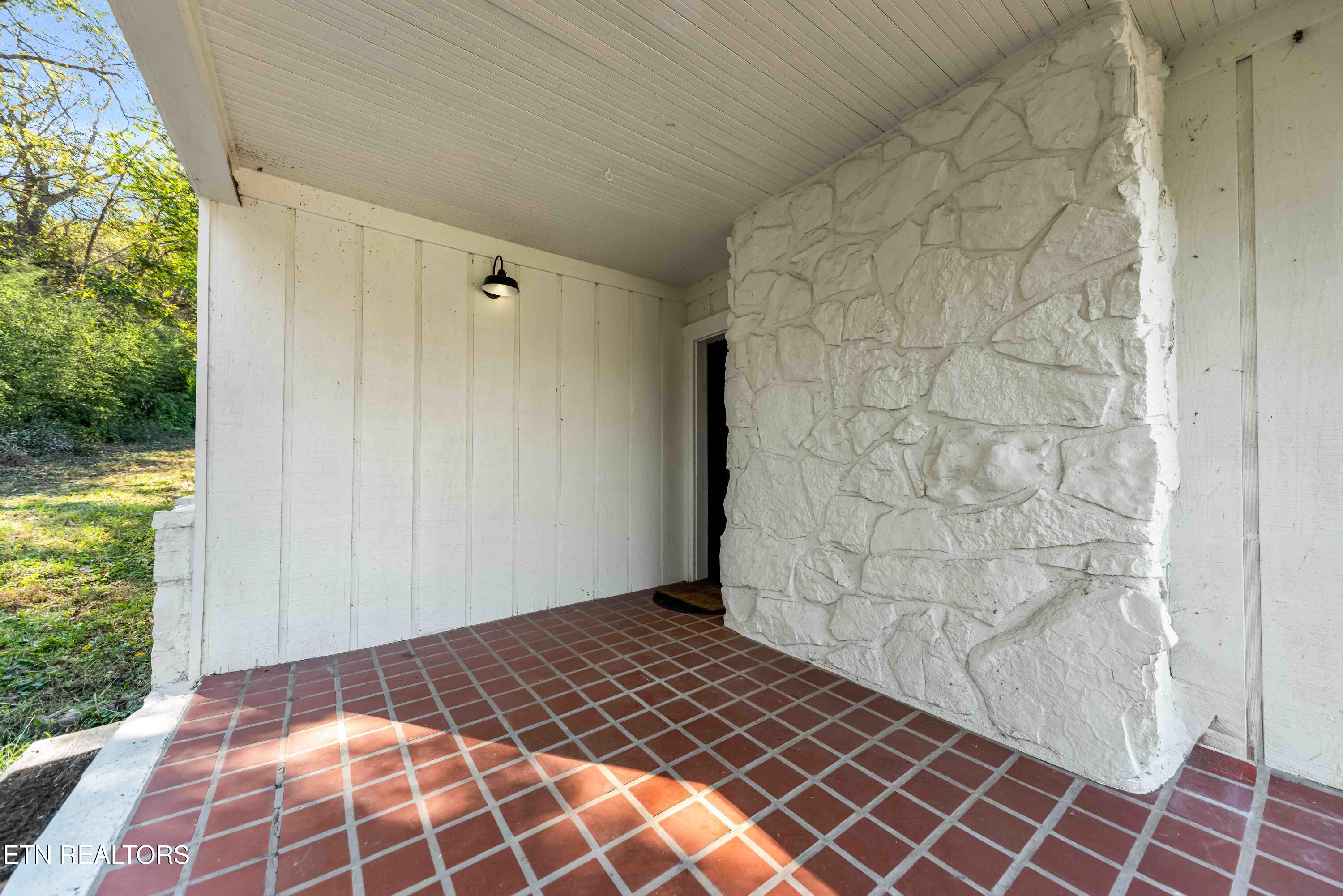 1441 Roberson Spring Road Loudon, TN 37774 - Photo 18 of 26 ROB_8511