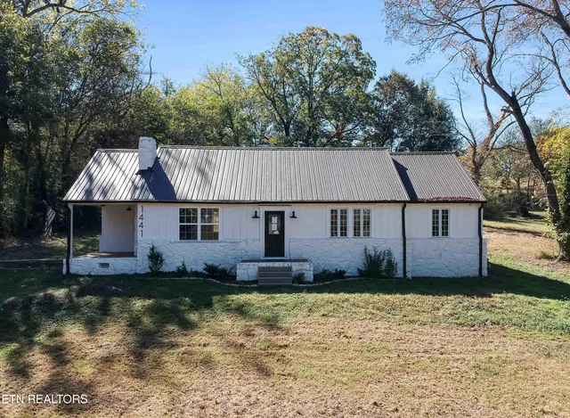 $489,900 | 1441 Roberson Spring Road, Loudon, TN 37774