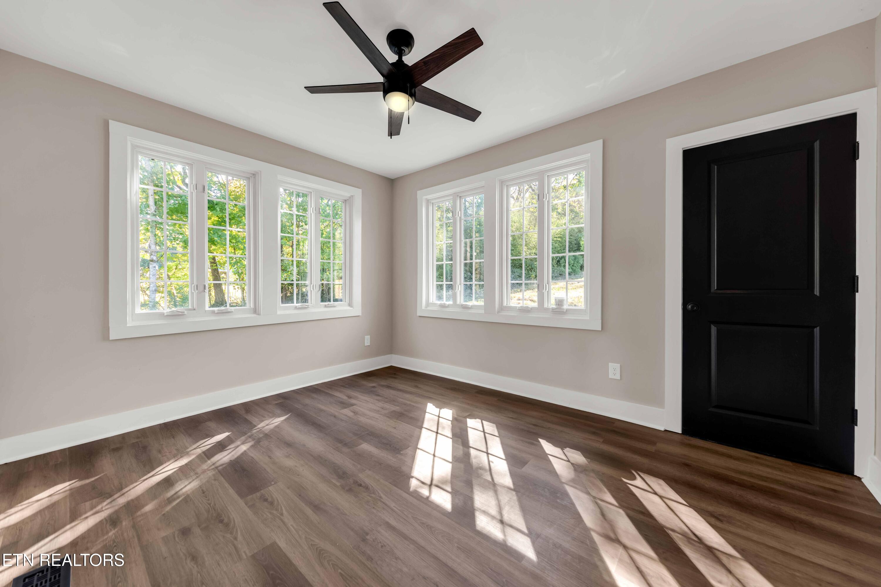 1441 Roberson Spring Road Loudon, TN 37774 - Photo 8 of 26 ROB_8454