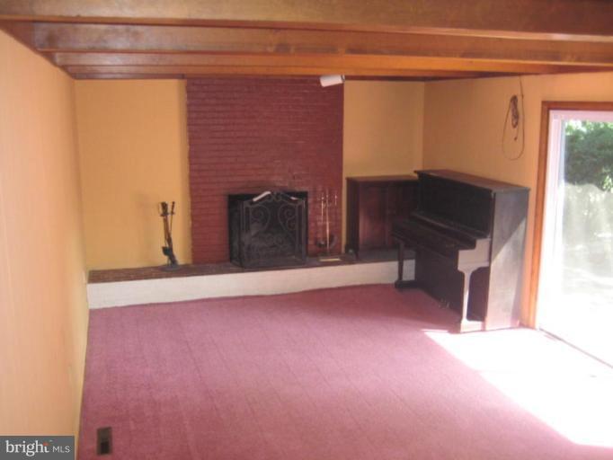 3714 Lanamer Road Randallstown, MD 21133 - Photo 11 of 24 Family Room