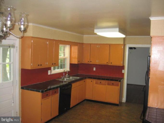 3714 Lanamer Road Randallstown, MD 21133 - Photo 14 of 24 Kitchen #2