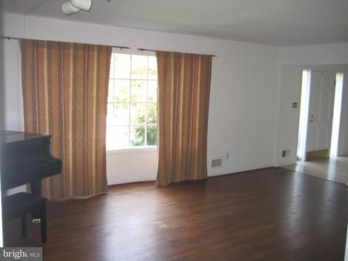 3714 Lanamer Road Randallstown, MD 21133 - Photo 19 of 24 Living Room #3