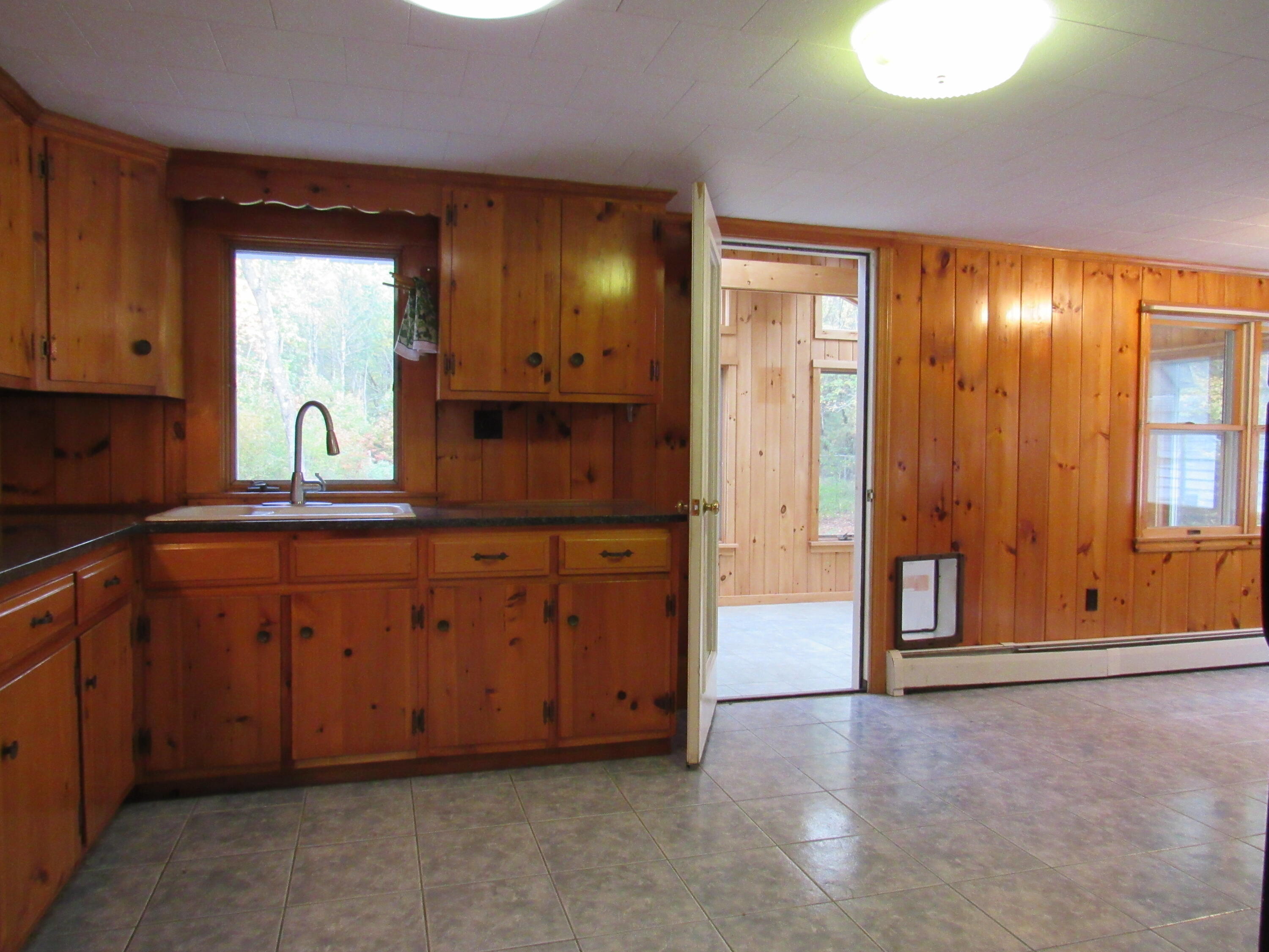 268 Holmes Road Scarborough, ME 04074 - Photo 17 of 39 IMG_7187