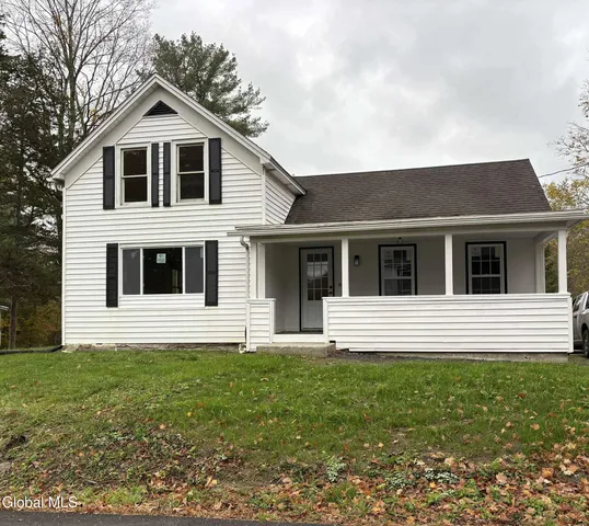 $269,000 | 53 Cummings Street, Hoosick Falls, NY 12090
