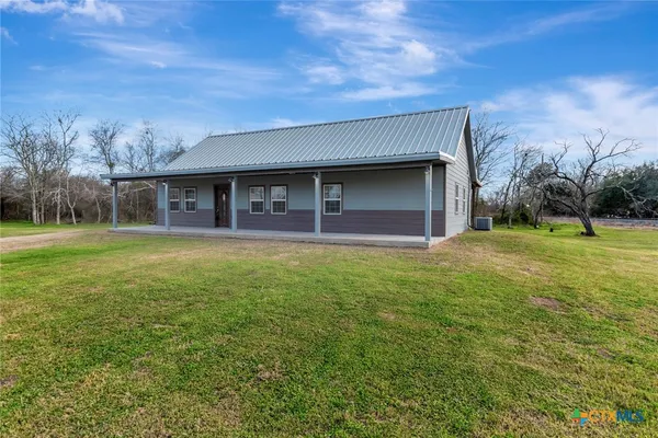 $649,900 | 52 Old Bloomington Road North, Victoria, TX 77905