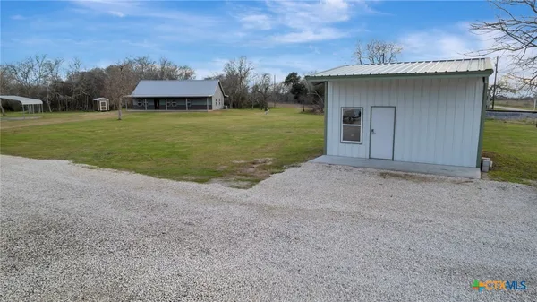 $649,900 | 52 Old Bloomington Road North, Victoria, TX 77905