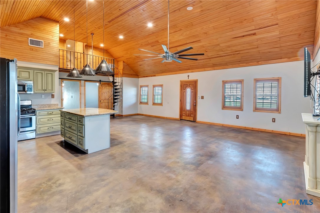 52 Old Bloomington Road North Victoria, TX 77905 - Photo 6 of 27