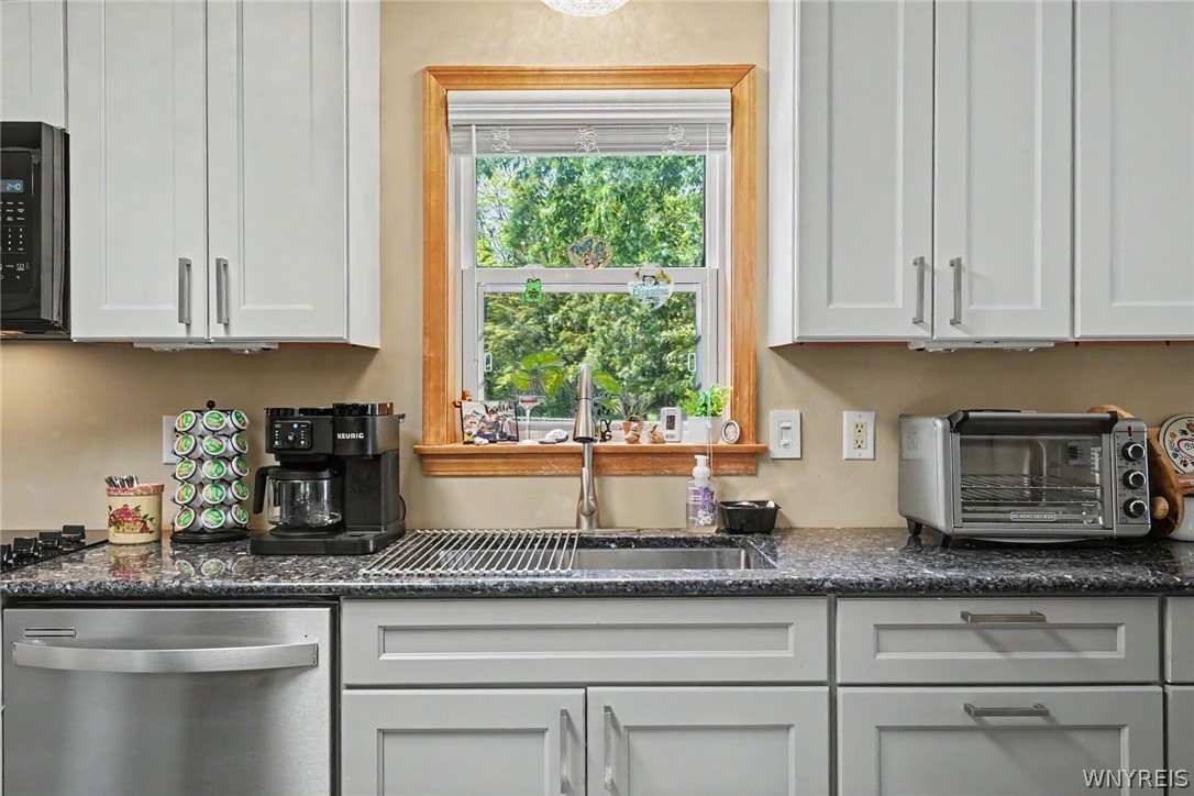 1738 Cheney Road Freedom, NY 14065 - Photo 24 of 47