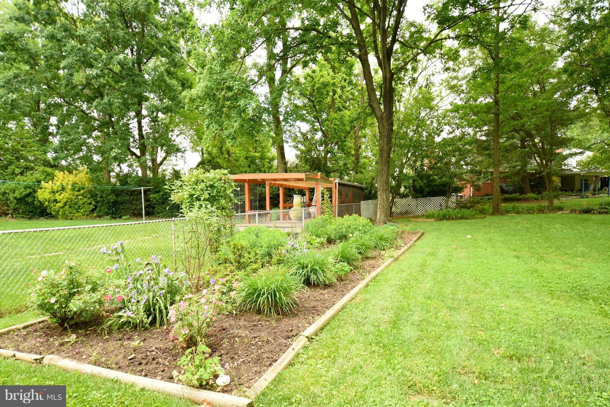 6108 Rivanna Drive Springfield, VA 22150 - Photo 3 of 25 Exterior (General)