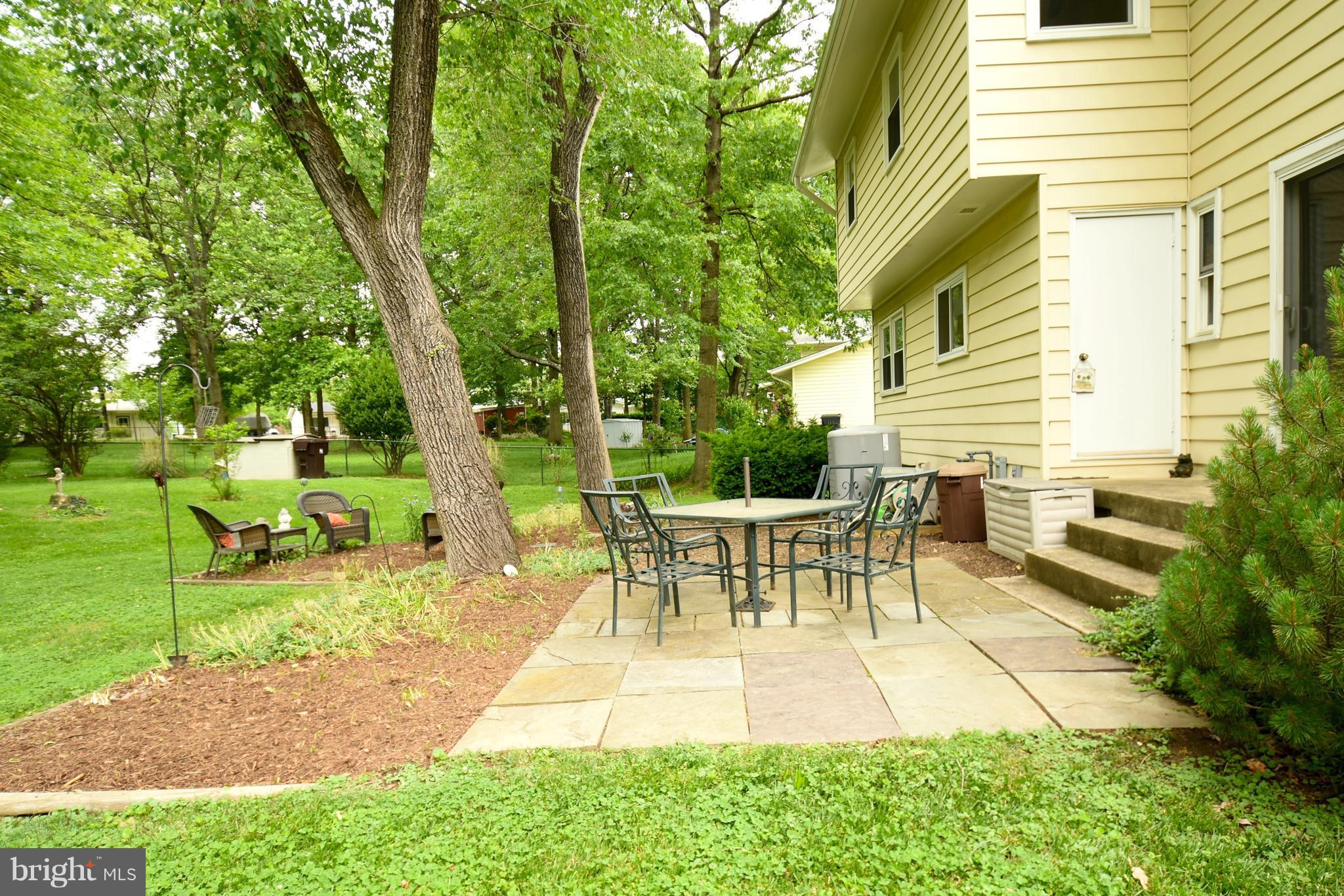 6108 Rivanna Drive Springfield, VA 22150 - Photo 4 of 25 Exterior (Rear)