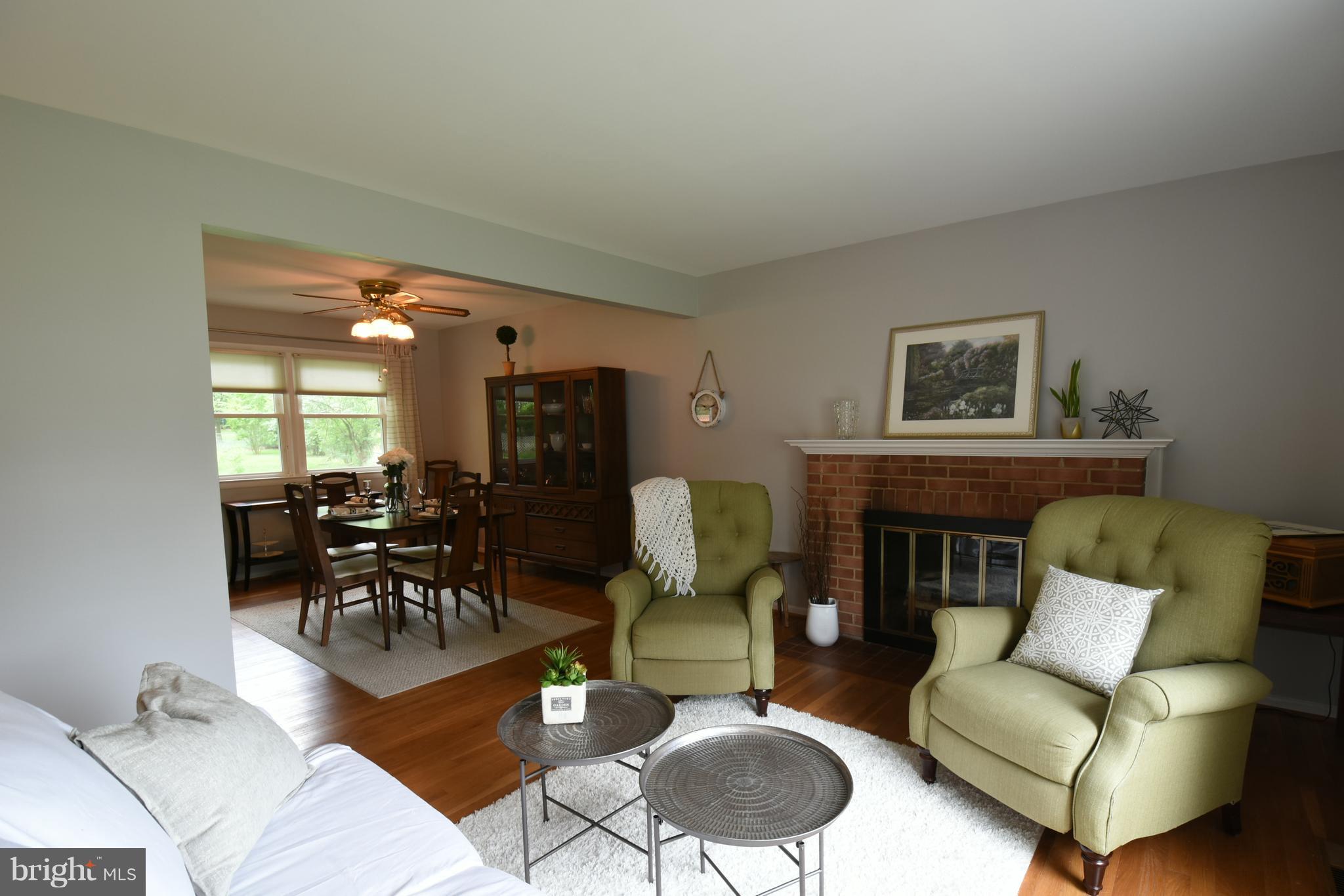 6108 Rivanna Drive Springfield, VA 22150 - Photo 8 of 25 Living Room