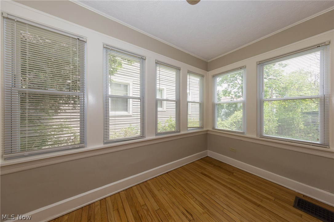 1491 Wilmar Road Cleveland, OH 44121 - Photo 6 of 35 Gallery Image 6