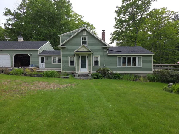 $595,000 | 362 Gray Road, Falmouth, ME 04105