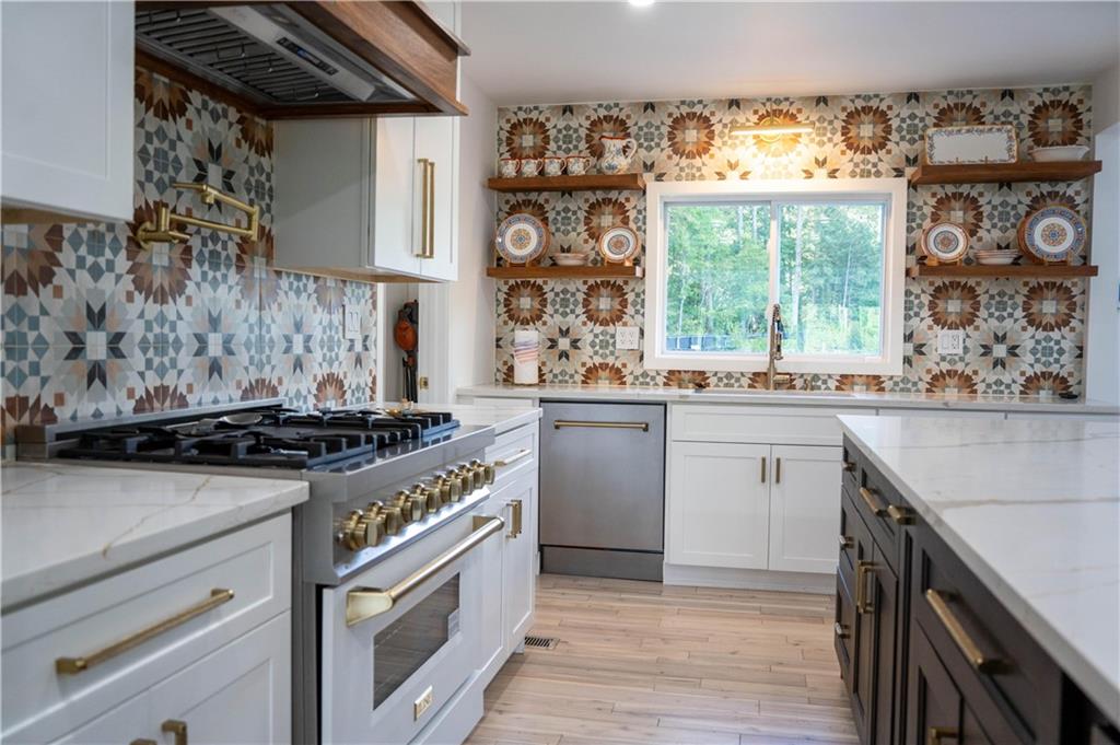 15590 South Thompson Road Milton, GA 30004 - Photo 4 of 31