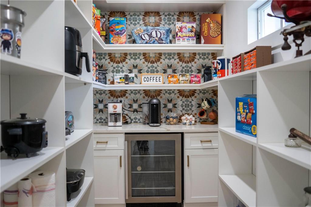 15590 South Thompson Road Milton, GA 30004 - Photo 7 of 31