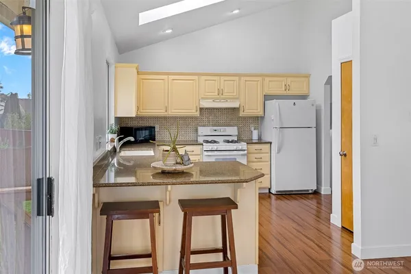 $675,000 | 2515 98th Street Southeast, Everett, WA 98208