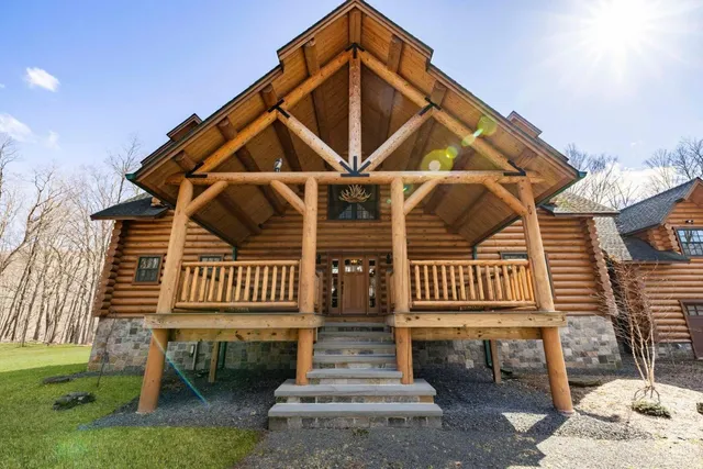 $1,699,000 | 102 Thunderbird Terrace, Windham, NY 12496