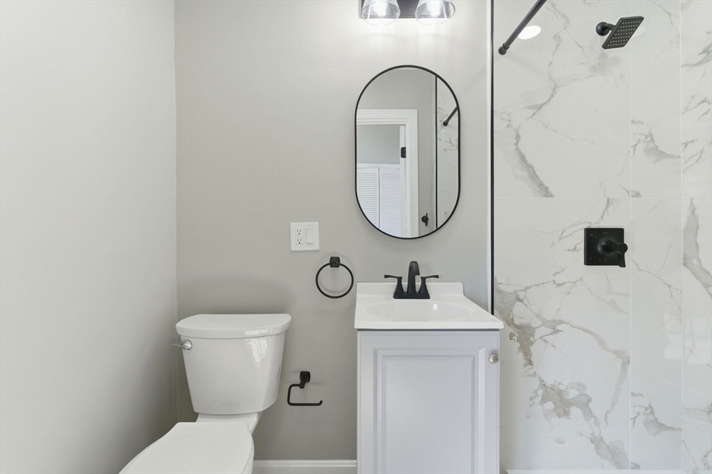 206 Burnham Road Lowell, MA 01852 - Photo 15 of 25