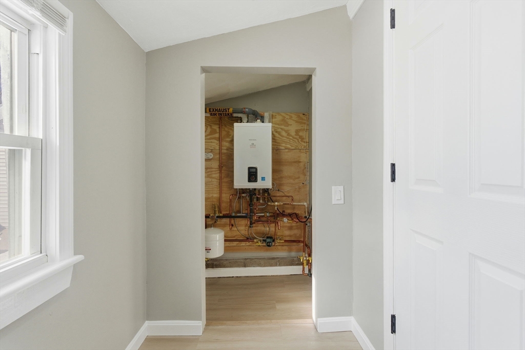 206 Burnham Road Lowell, MA 01852 - Photo 24 of 25