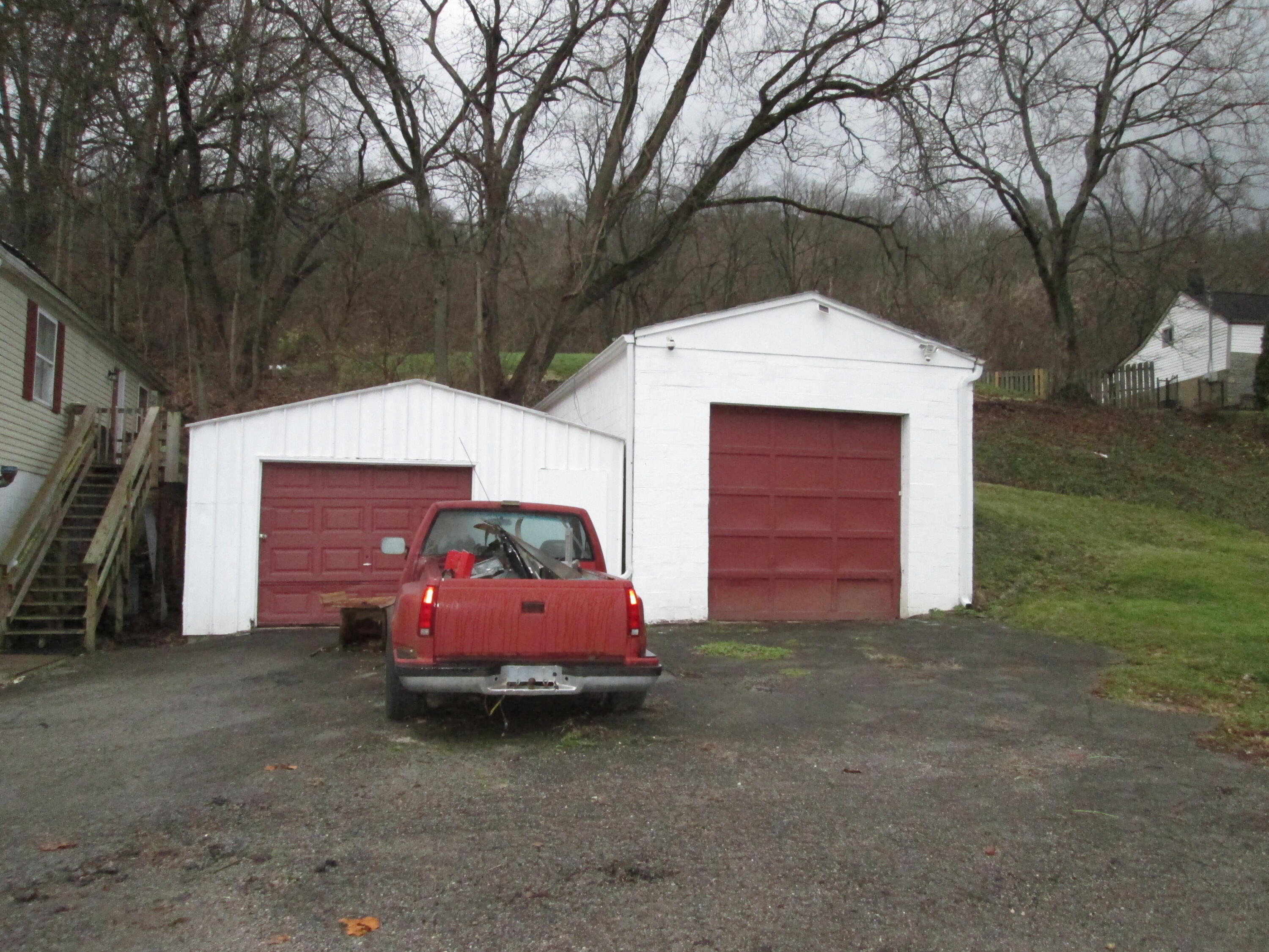427 River Road Fort Mitchell, KY 41017 - Photo 2 of 18