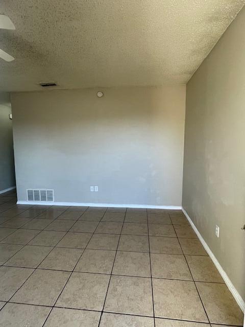 304 81st Street, Unit 1 Lubbock, TX 79404 - Photo 5 of 15 IMG_2869